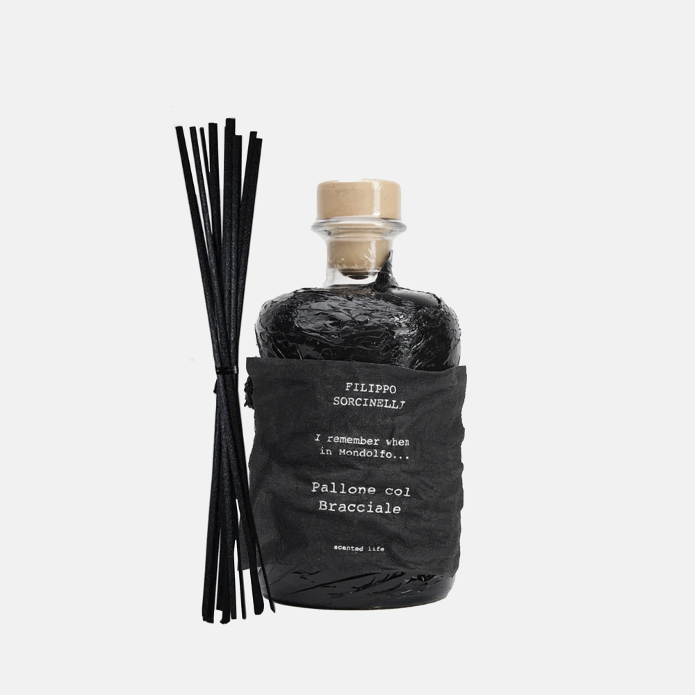 Pallone con Bracciale – Filippo Sorcinelli